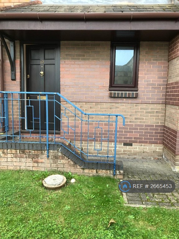 1 bedroom flat in Garamond Court, Redcliffe, Bristol, BS1 (1 bed) (#2665453)