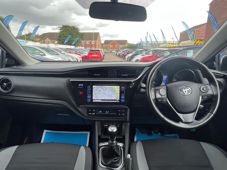 2015 Toyota Auris 1.6 D-4D Business Edition Euro 6 (s/s) 5dr HATCHBACK Diesel Manual