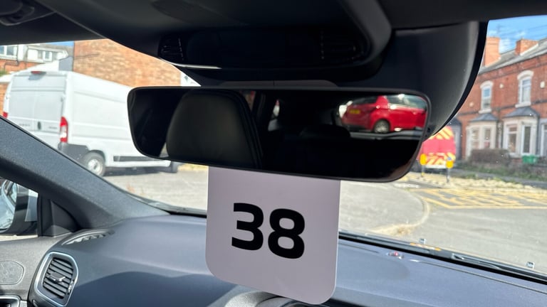 2019 Volvo V40 1.5 T3 R-Design Edition Hatchback 5dr Petrol Auto Euro 6 (s/s) (152 ps) Hatchback ...