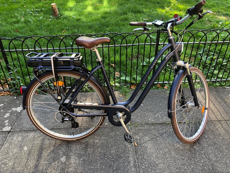 Lovely Adult Electric City Bike Bicycle 36V Battery Elops in very good condition 
