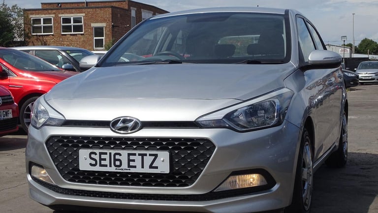 HYUNDAI I20 1.2 Blue Drive S Silver Manual Petrol 2016