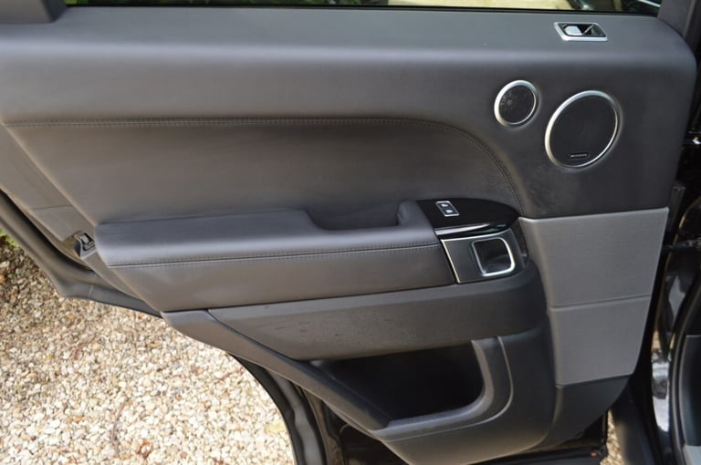 2022 Land Rover Range Rover Sport 3.0 D300 MHEV HSE Dynamic Black SUV 5dr Diesel Auto 4WD Euro 6 ...