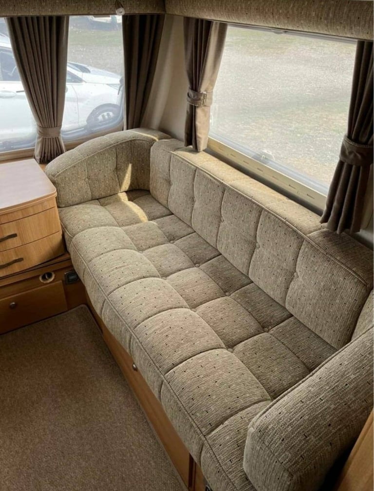 🏕️ Coachman Laser 655/6 – 2010 – 6 Berth Luxury Caravan
