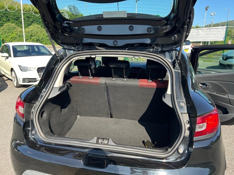 2014 Renault Clio 1.2 16V Expression+ 5dr HATCHBACK Petrol Manual