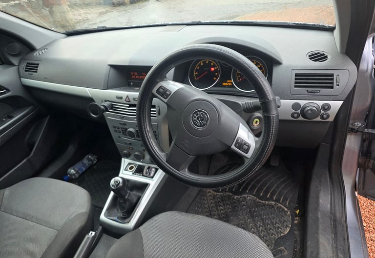 Vauxhall, ASTRA, Hatchback, 2009, Manual, 1598 (cc), 5 doors