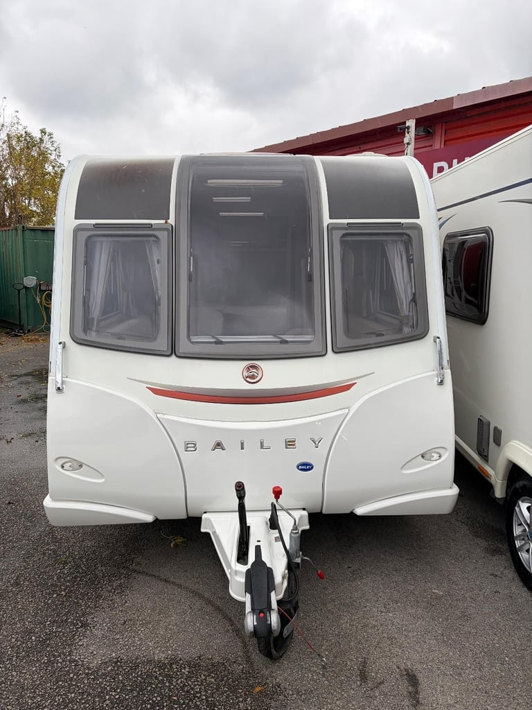 Bailey Unicorn Valencia 4 berth 2017 mover ***NOW SOLD***
