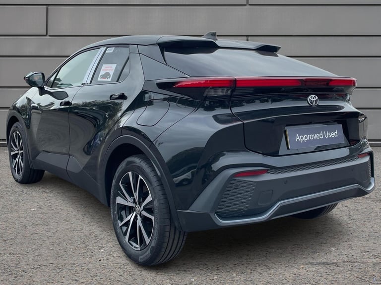 2025 Toyota C-HR 2.0 PHEV Design 5dr CVT SUV Hybrid Automatic