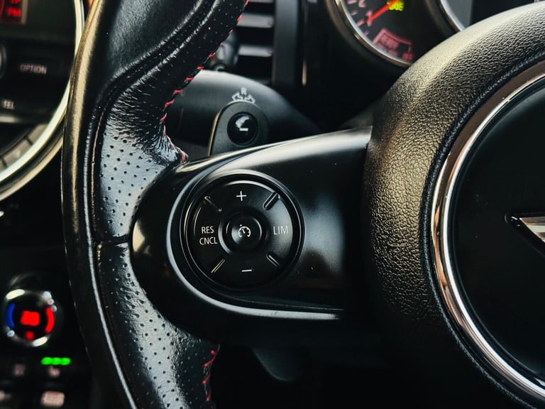 2018 MINI Hatch 2.0 Cooper SD Auto Euro 6 (s/s) 3dr HATCHBACK Diesel Automatic