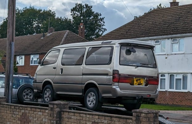Toyota Hiace Granvia Reiguis Supercustom WANTED 