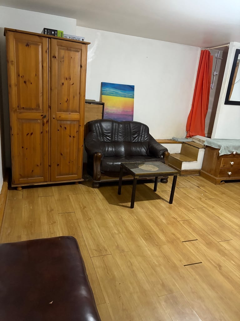 Room to let 