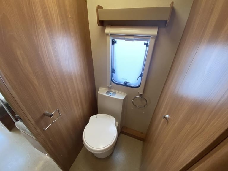 2012 SWIFT CHALLENGER SPORT 524 TOURING CARAVAN