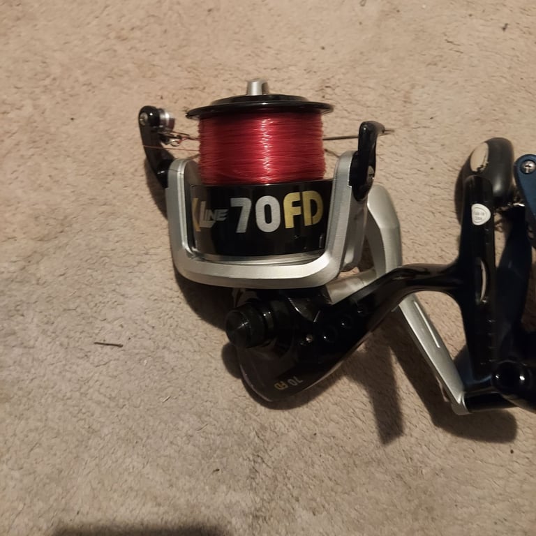 Fishing reels and fishing gear