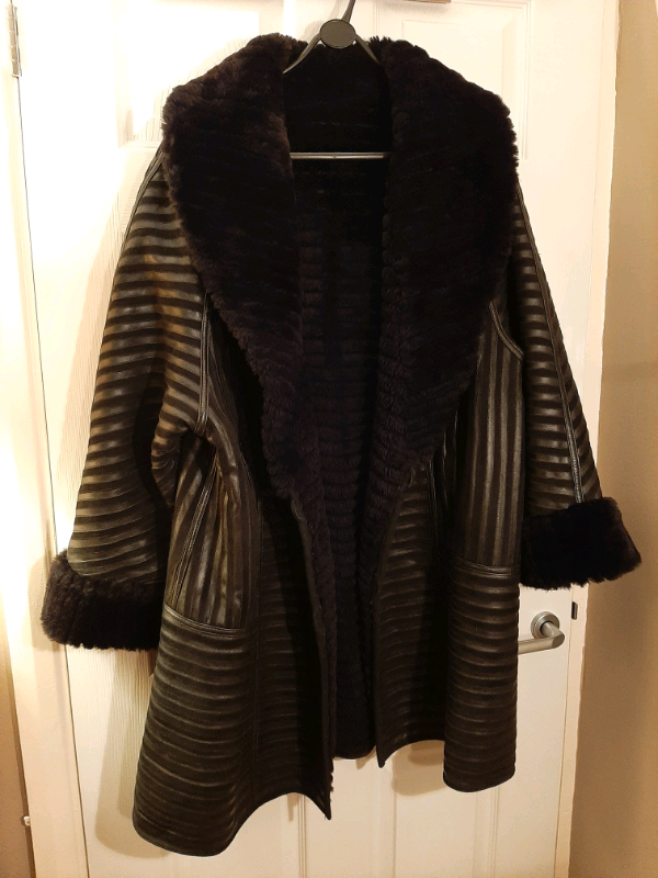 Original Shearling Kircilar Leatherland Black Ladies Coat Euro 40