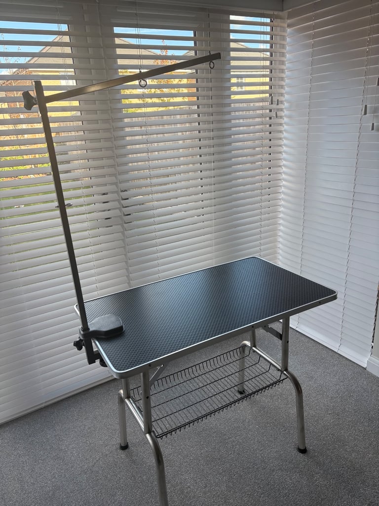 Dog Grooming Table