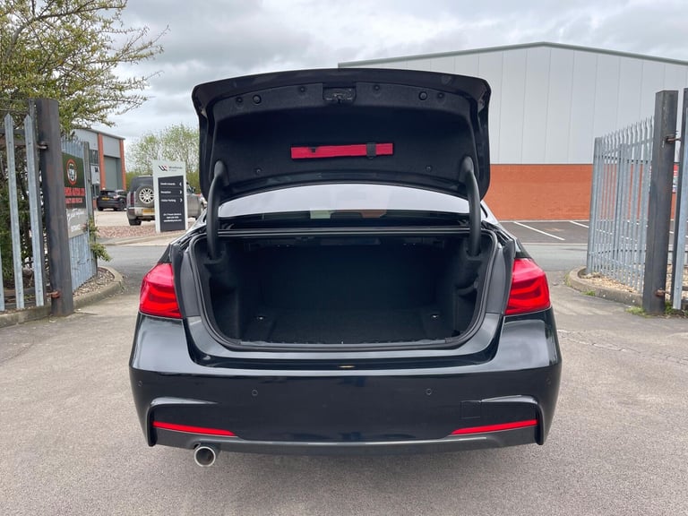 2016 BMW 3 Series 2.0 318d M Sport Auto Euro 6 (s/s) 4dr SALOON Diesel Automatic