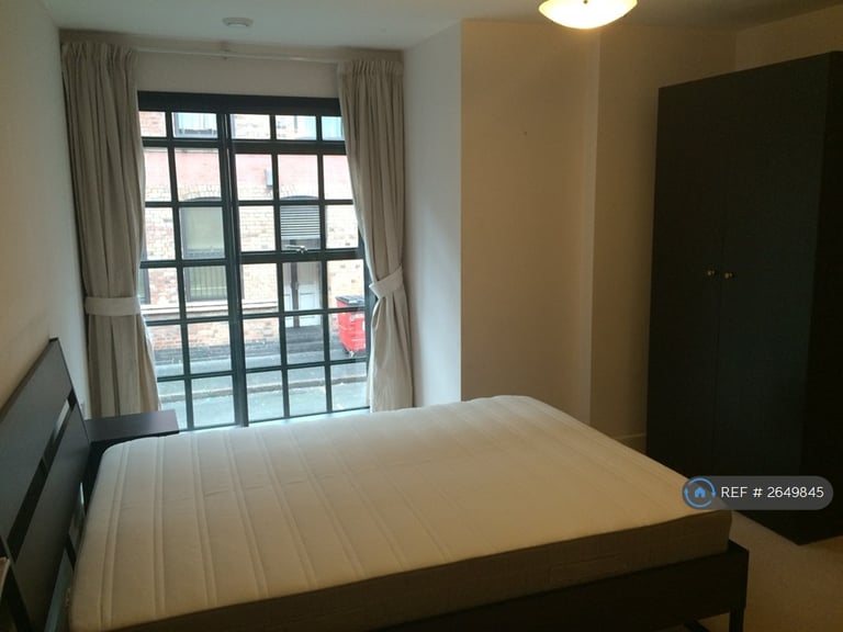 2 bedroom flat in Derwent Foundry, Birmingham, B3 (2 bed) (#2649845)