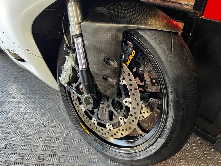 2014 Ducati 899 Panigale dynamag wheels nitron suspension 
