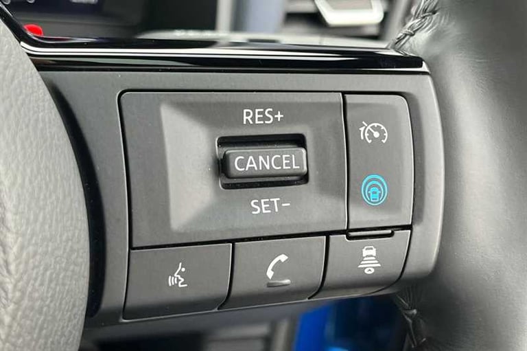 2022 Nissan Qashqai 1.3 DIG-T MH TEKNA 5DR Hatchback Petrol Manual