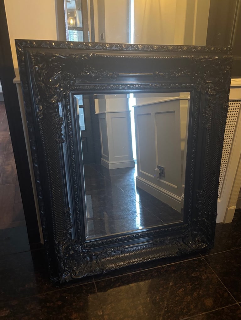 image for Stunning black detailed mirror 🖤