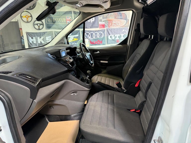 FORD TRANSIT CONNECT 1.5 240 EcoBlue Limited L2 Euro 6 (s/s) 5dr 2019