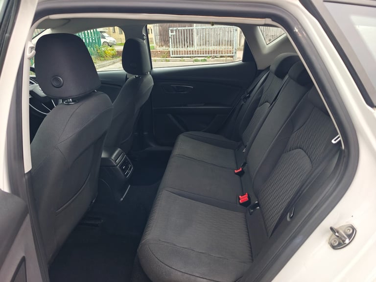 2013 SEAT Leon 1.2 TSI SE 5dr [Technology Pack] HATCHBACK Petrol Manual