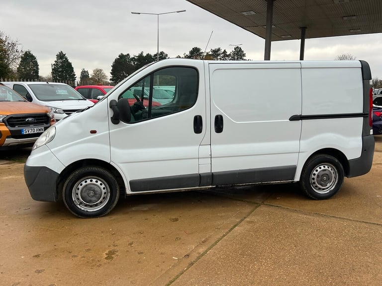 2010 Vauxhall Vivaro 2.0 2700 CDTi Panel Van 4dr Diesel Manual FWD L1 (215 g/km, 113 bhp) Panel V...