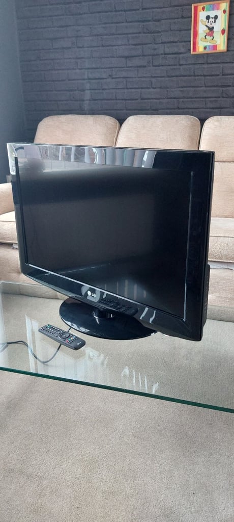 32 inch LG Freeview Tv