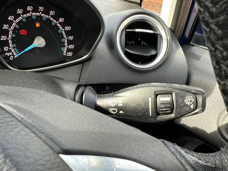 2017 Ford Fiesta 1.25 82 Zetec 5dr HATCHBACK PETROL Manual