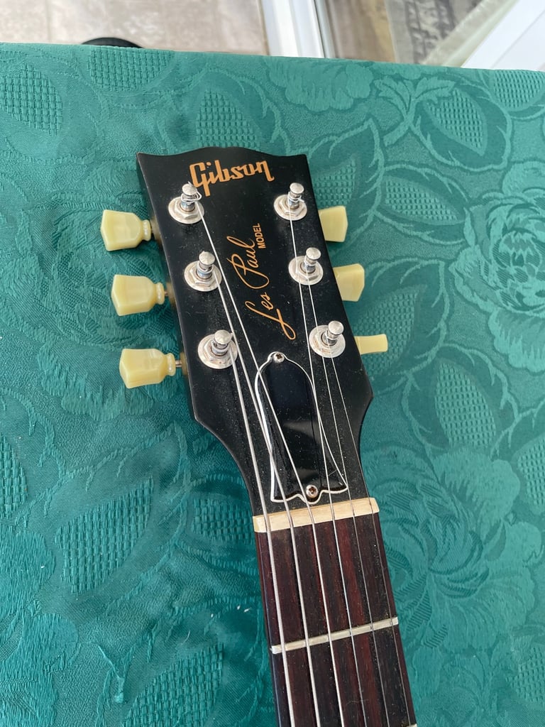 Trades gibson les paul goldtop tribute studio Usa electric guitar 