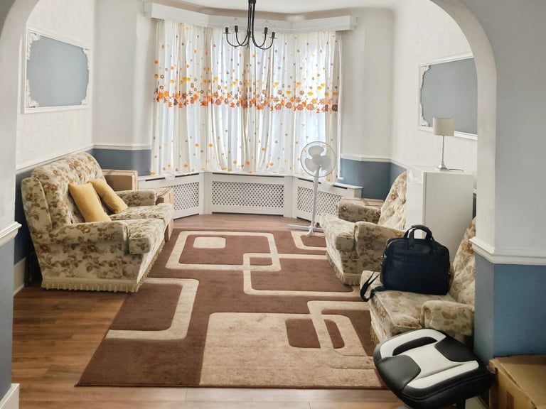 image for 3 bedroom house in 3-Bedroom House For Sale E6