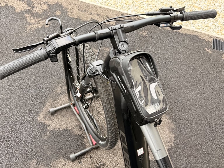 CUBE REACTION Electric Mountain  Bike x 2 & Towbar Mounted Carrier
