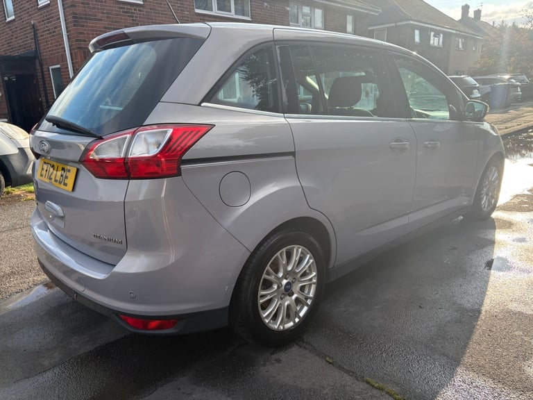 2012 Ford Grand C-Max 1.6 TDCi Titanium 5dr 7 seater diesel  MPV Diesel Manual
