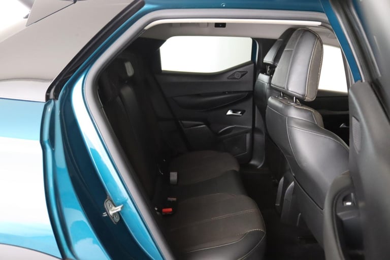 2022 DS Automobiles DS 3 Crossback 1.2 PureTech Bastille Crossback Euro 6 (s/s) 5dr HATCHBACK Pet...