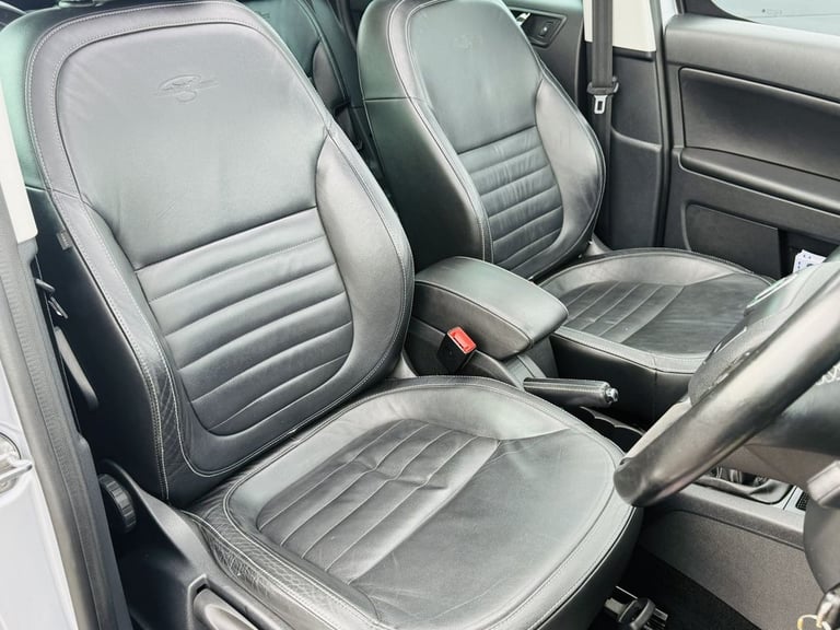 2013 Skoda Yeti 2.0 TDI Laurin &amp; Klement SUV 5dr Diesel Manual 4WD Euro 5 (170 ps) HATCHBACK ...