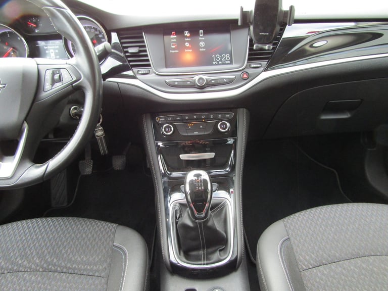 2017 Vauxhall Astra (OPEL) 1.6 CDTi SPORTS TOURER+ EURO 6 (s/s) DIESEL LEFT HAND DRIVE Estate Die...