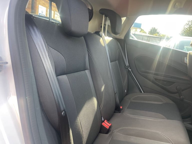 2016 Ford Fiesta 1.0T EcoBoost Titanium Hatchback 5dr Petrol Powershift Euro 6 (100 ps) Hatchback...