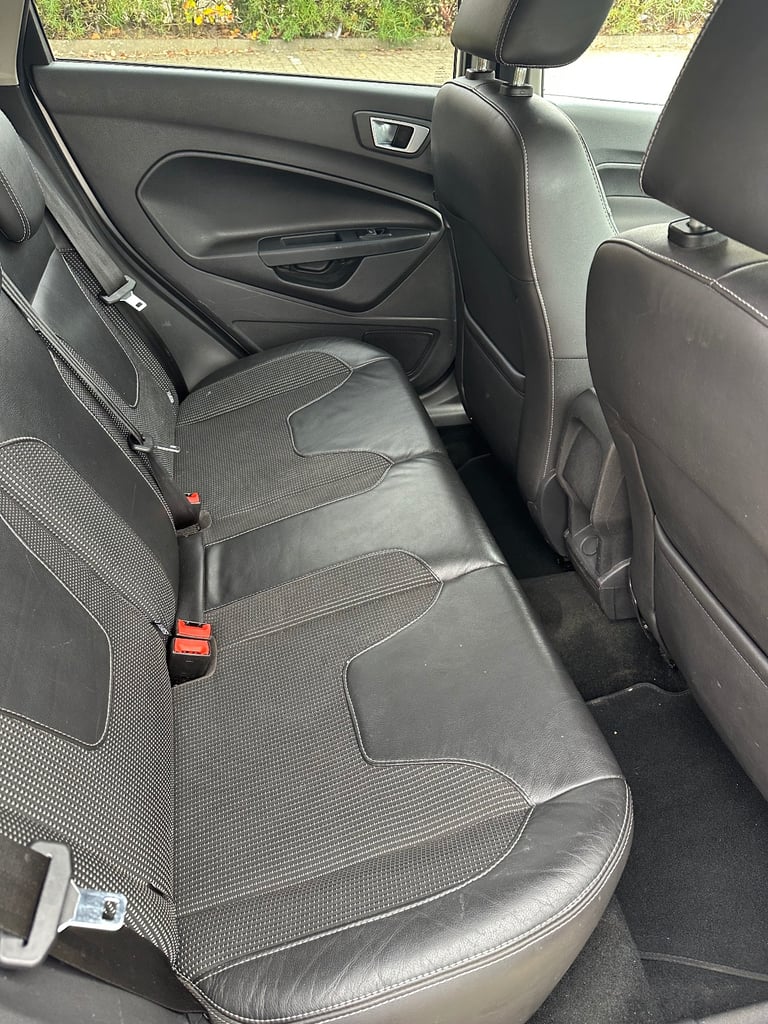 Ford, FIESTA, Hatchback, 2016, Manual, 998 (cc), 5 doors
