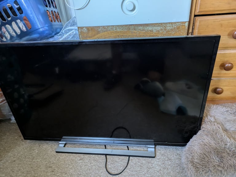 image for Smart TV Toshiba 40 ins flat screen 
