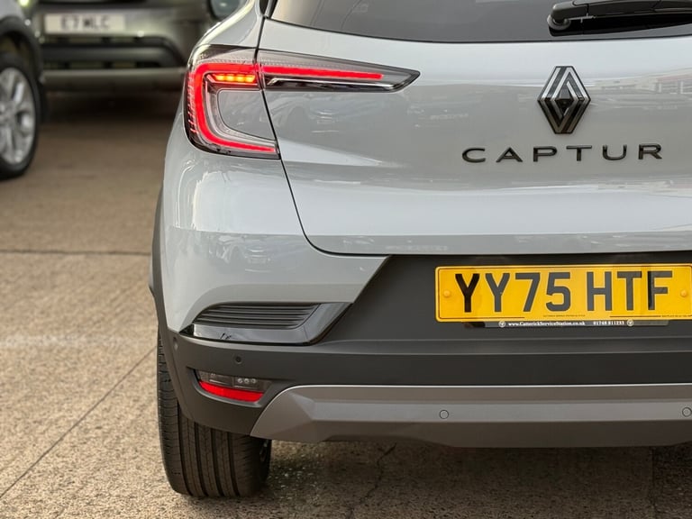 2025 Renault Captur 1.8 E-Tech Full Hybrid 160 Esprit Alpine 5dr Auto HATCHBACK PETROL/ELECTRIC A...