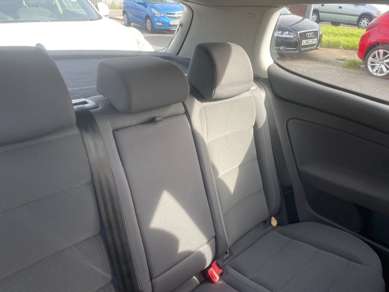 2006 Volkswagen Golf 1.6 SE FSI 3dr HATCHBACK Petrol Manual