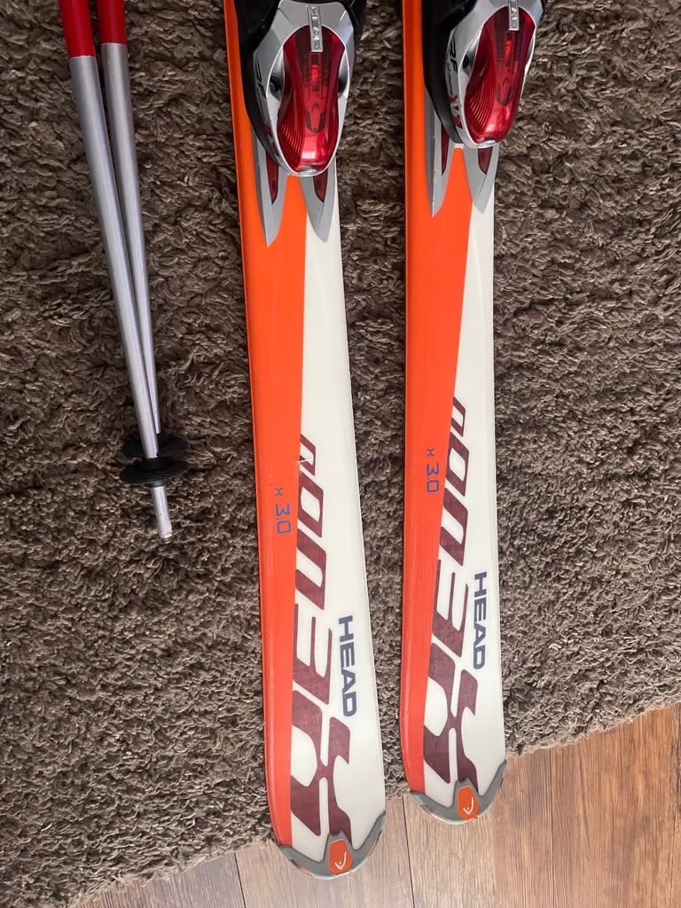 Head skis, poles and ski bag