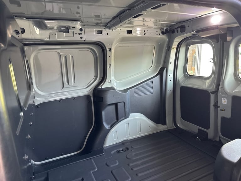 2024 Ford Transit Courier 1.0 EcoBoost 125ps Active Van Van Petrol Manual