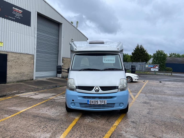 RENAULT MASTER TAG AXLEBIRSTNERR DELFIN PERFORMANCE 4 BERTH MOTOR HOME 