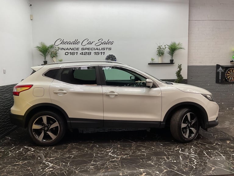 2015 Nissan Qashqai 1.5 dCi n-tec+ 2WD Euro 5 (s/s) 5dr HATCHBACK Diesel Manual