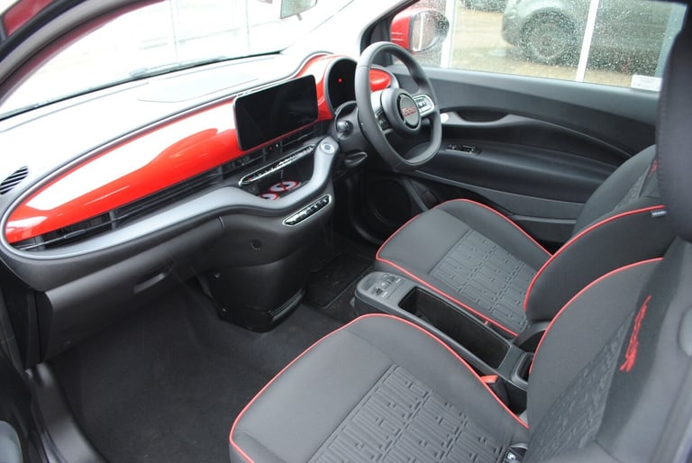 2023 Fiat 500 87kW Red 42kWh 3dr Auto Hatchback Electric Automatic