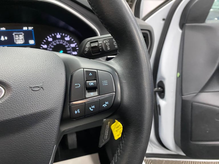 2019 Ford Focus 1.0T EcoBoost Zetec Euro 6 (s/s) 5dr HATCHBACK Petrol Manual