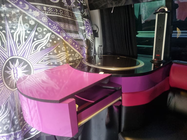 2013 VW Transporter T5.1 T32 unique custom campervan ***low mileage **