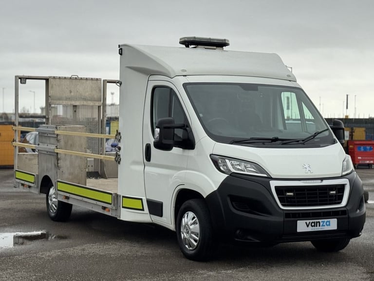 2021 Peugeot Boxer BLUEHDI 335 LOW LOADER / DROPSIDE / DROP &amp; GO / SPECIALIST VEHICLE - DIESE...