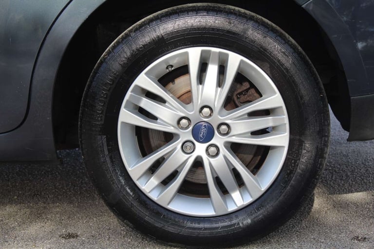 2012 Ford S-Max 2.0 TDCi 140 Zetec 5dr MPV DIESEL Manual