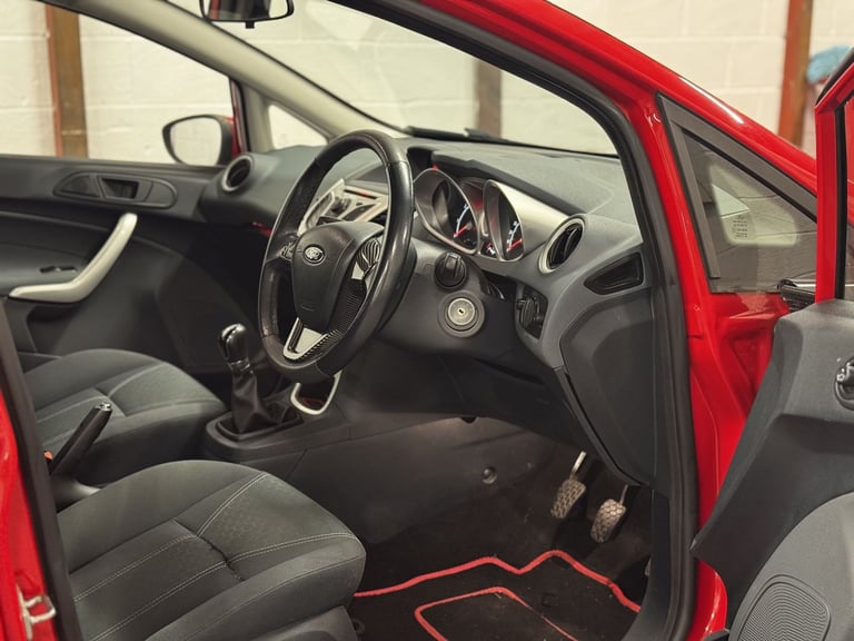 2008 Ford Fiesta 1.2L Zetec 82 Hatchback 5dr Petrol Manual Euro 4 (81 bhp) Hatchback Petrol Manual